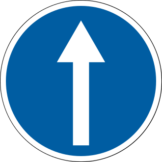 Дорожній знак 4.1 — Рух прямо
